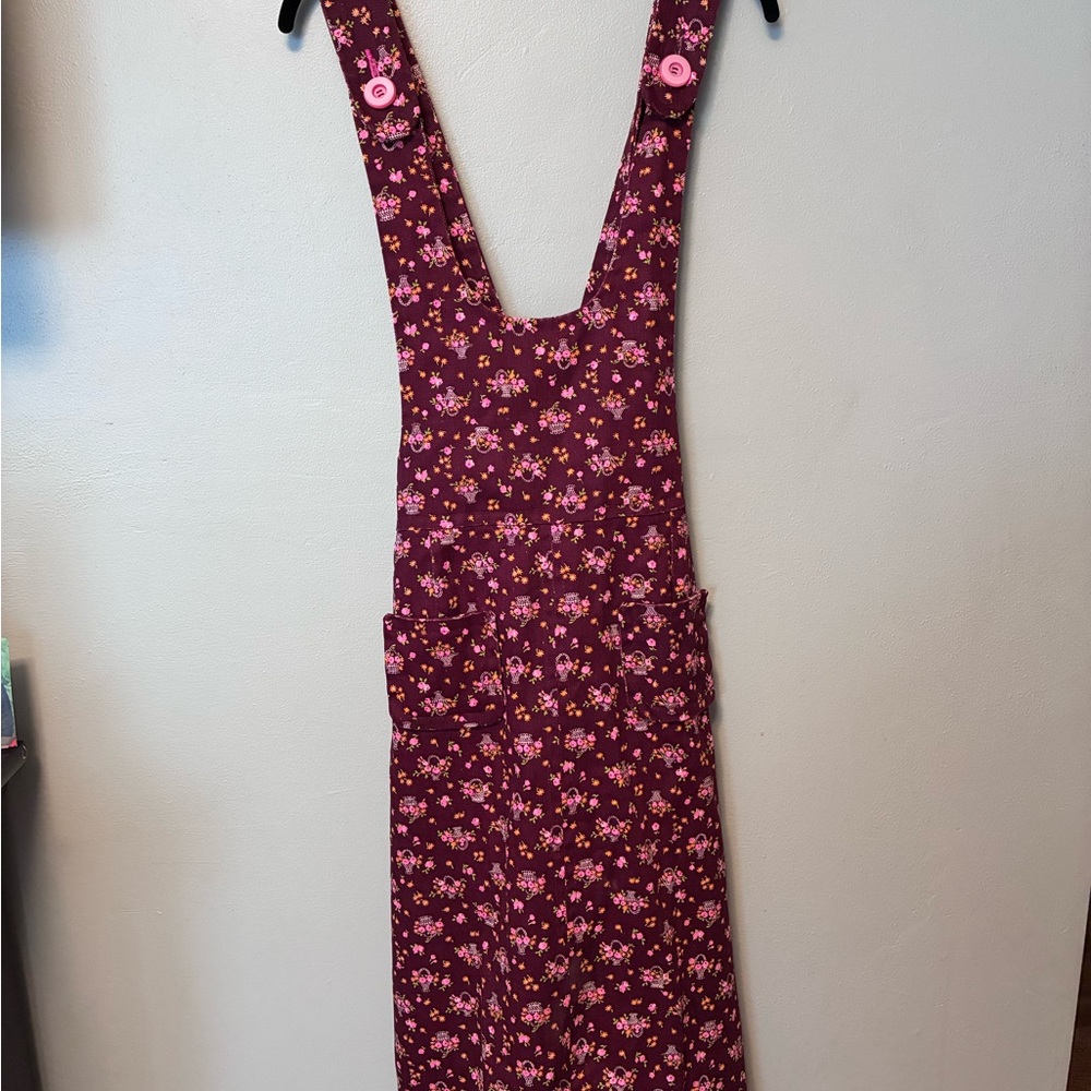 Elegant Burgundy Floral Midi Dress
